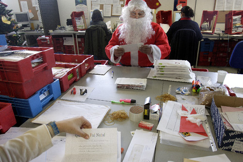 carlos lopes cartas dirigidas ao pai natal ctt